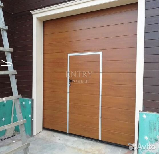 Ворота гаражные секционные