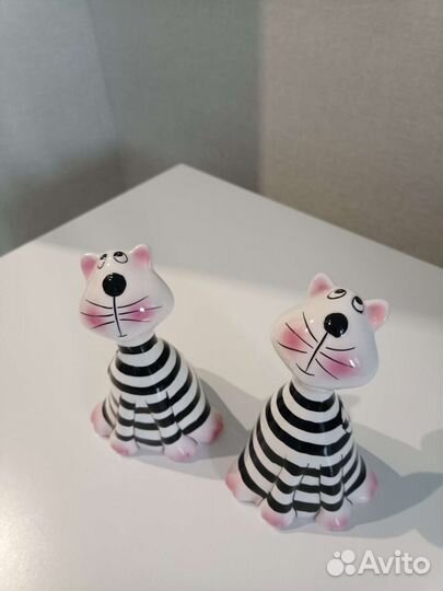 Фарфоровые котики