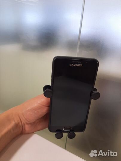 Новый держатель для телефона в автомобиль