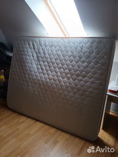 Продаю матрас Hoff