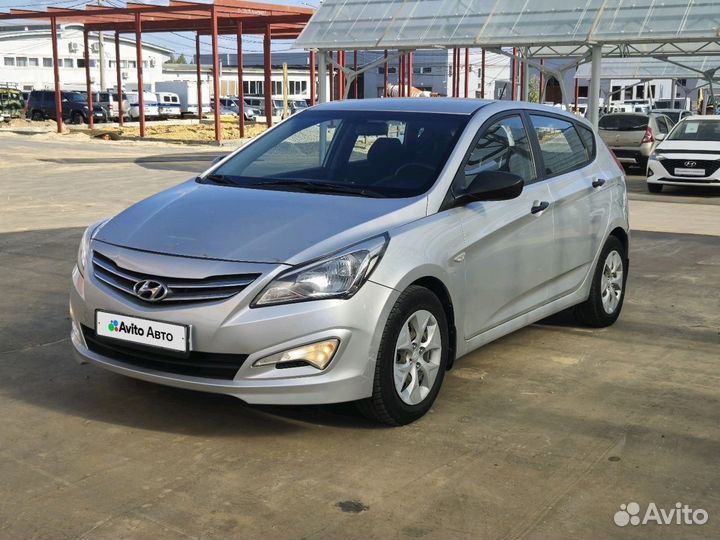 Hyundai Solaris 1.4 AT, 2015, 132 000 км