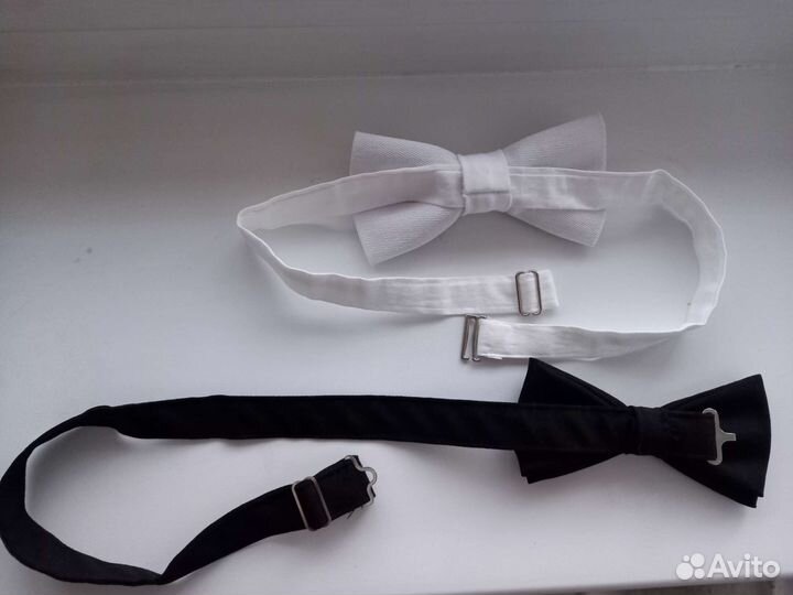 Галстук бабочка,чёрная,белая,Симпсоны