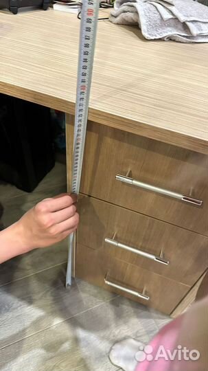 Угловой письменный стол