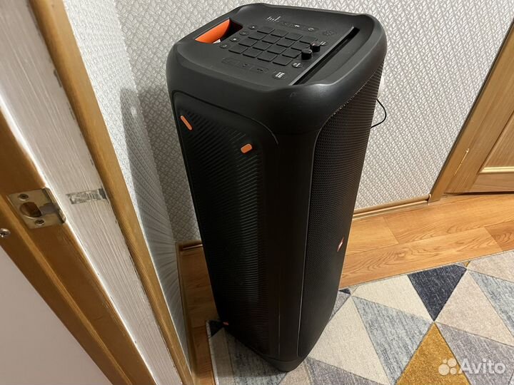 Колонка JBL Partybox 1000w