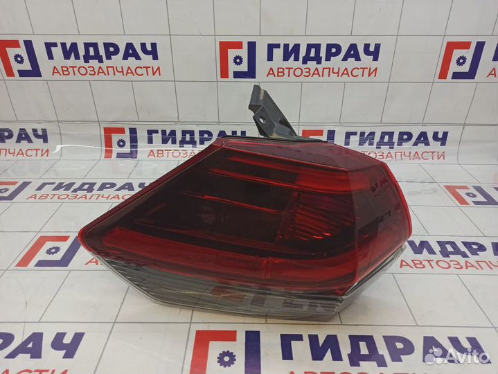 Фонарь задний наружный левый Nissan Roque (T32) 26555-6FL0D