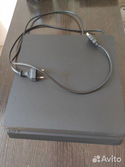 Ps4 slim