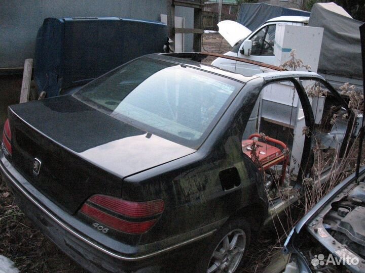 Задняя часть кузова