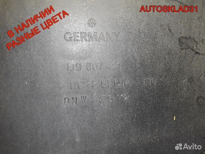 Бампер задний Volkswagen Bora 1J9807421 Универсал