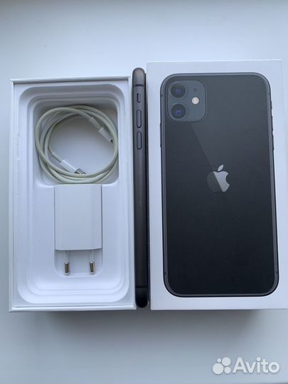 iPhone 11, 64 ГБ