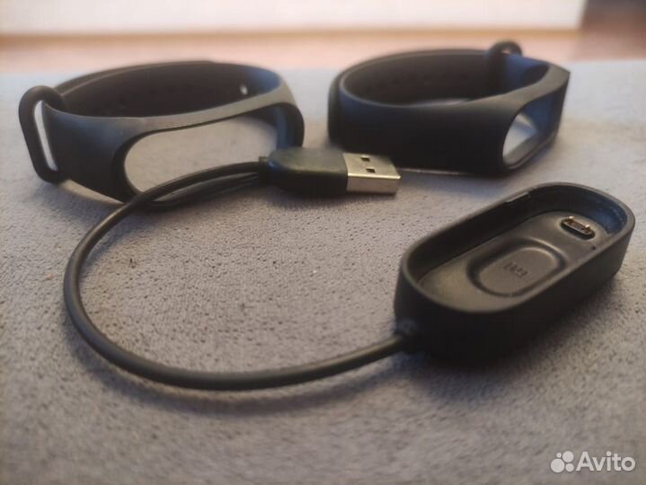 Зарядное устройство и браслет для mi band 4