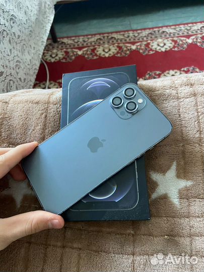 Продам iPhone 12pro max 256