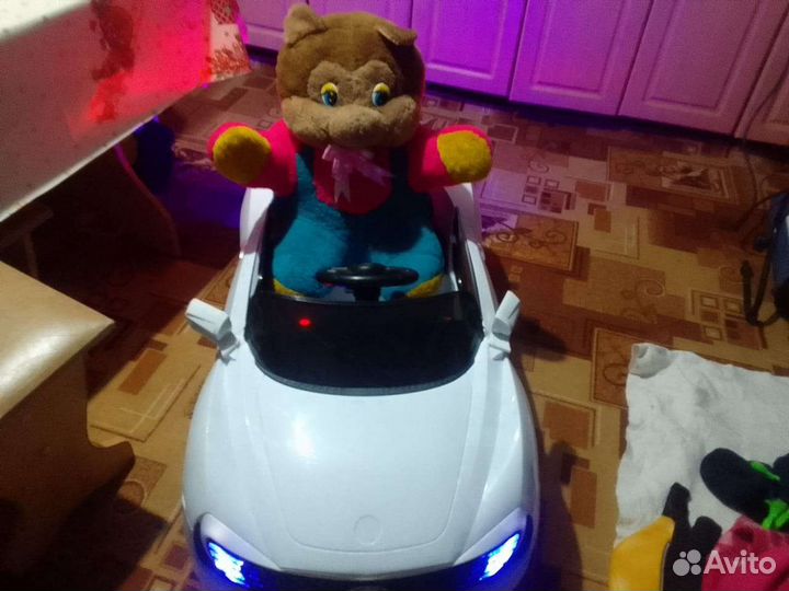 Детский электромобиль bmw