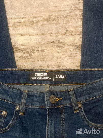 Классические прямые джинсы