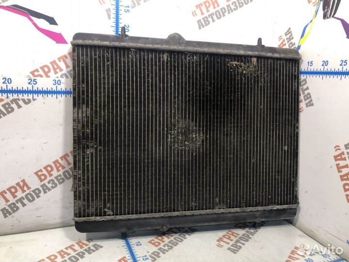 Пежо 307 Радиатор охлаждающей жидкости