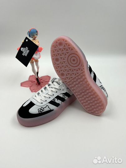 Adidas samba 2.0 x Hello Kitty