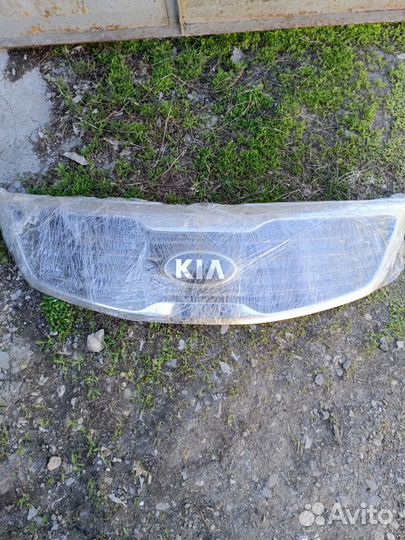 Решетка радиатора kia sportage 3