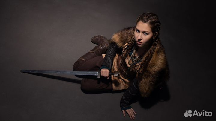 Женский костюм эпохи викингов Лагерта