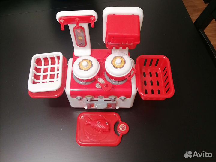 Игрушечная кухня