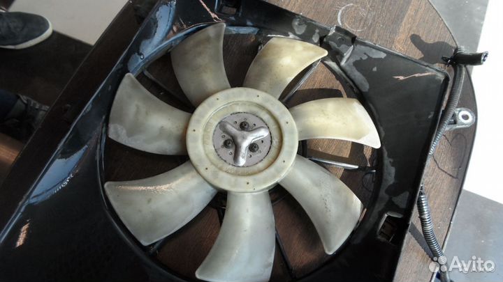 Диффузор вентилятора Honda