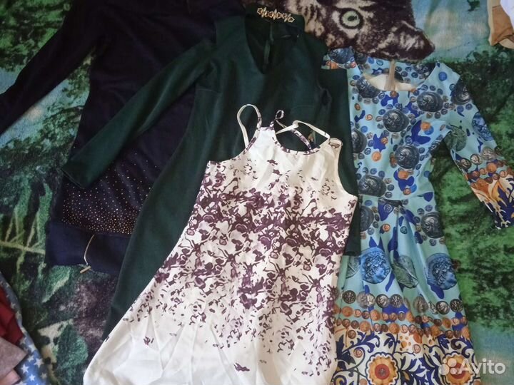 Платья, блузки, брюки