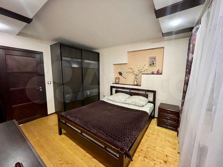 3-к. квартира, 70,2 м², 2/5 эт.