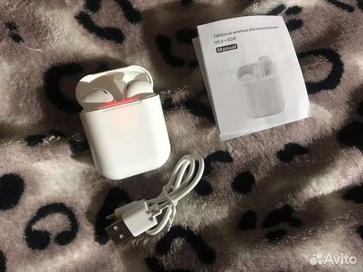 Наушники сенсорные AirPods i12 новые
