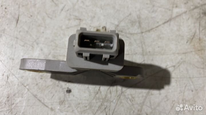 Датчик ускорения Mercedes Benz W210