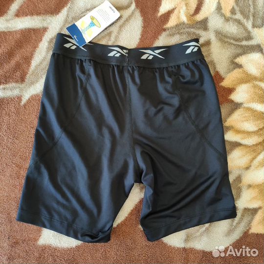 Reebok Шорты черные для тренинга K19738 D50 новые