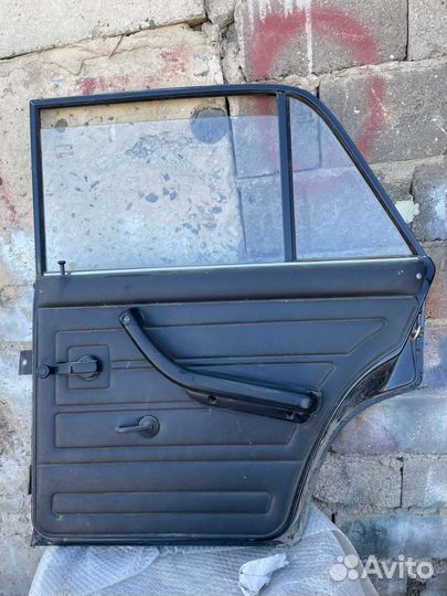 Дверь,кузовные запчасти ваз 2107