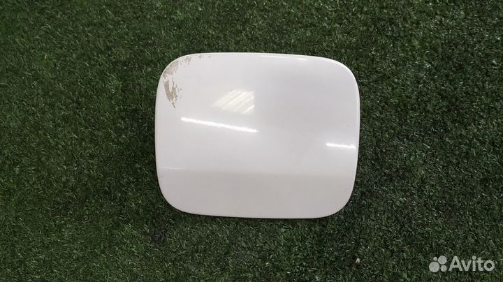 Лючок бензобака Mitsubishi Lancer Cedia CS5W 4G93T