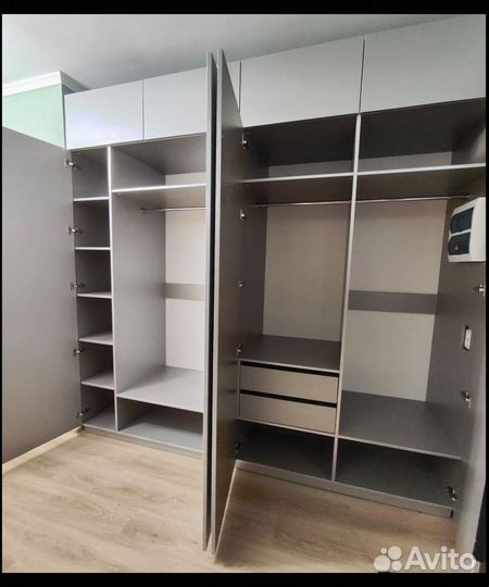 Распашной шкаф на заказ. Фабрика