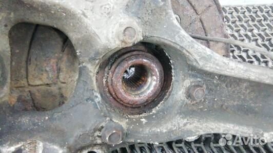 Ступица передняя правая jeep grand cherokee WK (TM