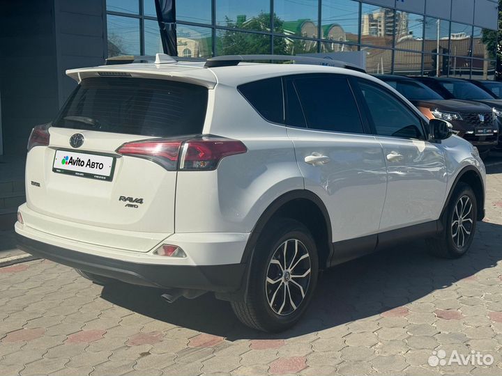 Toyota RAV4 2.0 CVT, 2015, 92 999 км