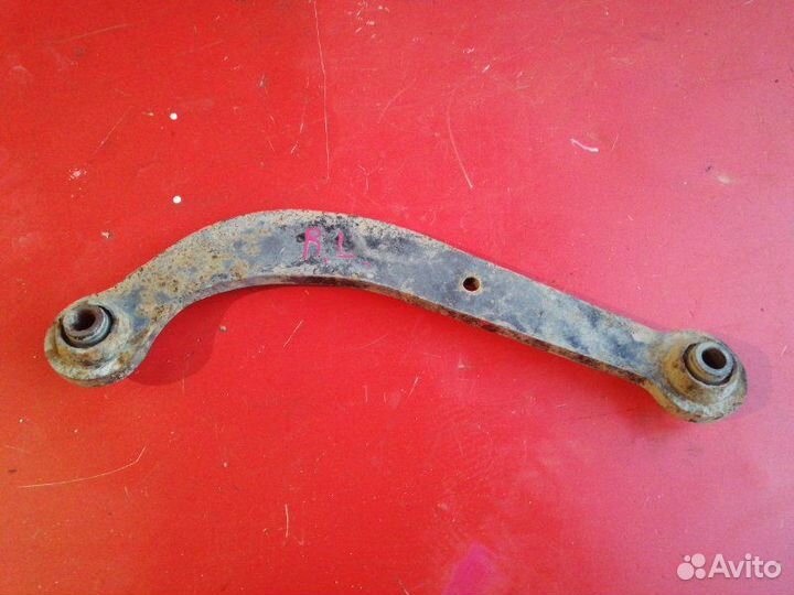 Рычаг поперечный задний левый Toyota Avensis Т250