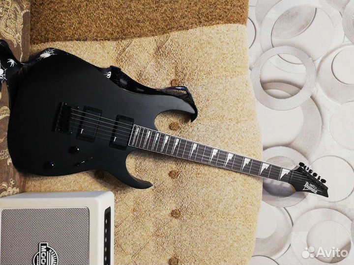 Гитара и усилитель