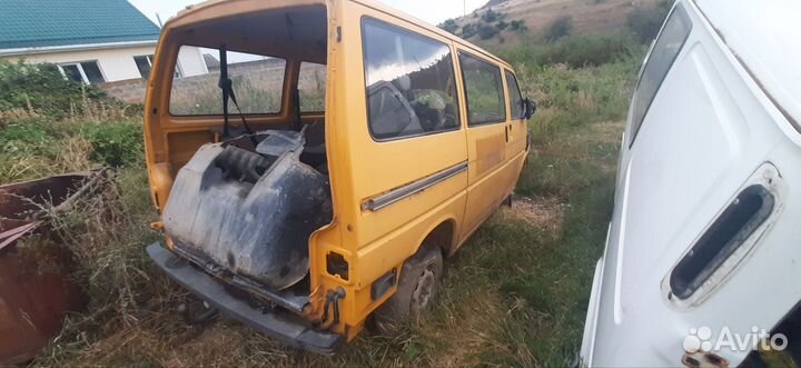 Volkswagen T4