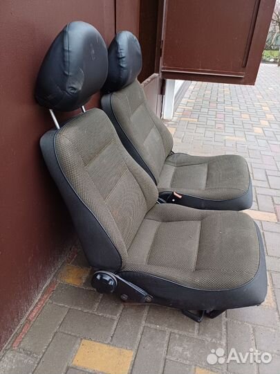Передние сидения ваз 2114
