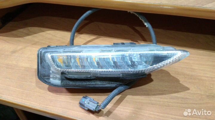 Ходовой огонь Infiniti Q50 2013-2017 A045255