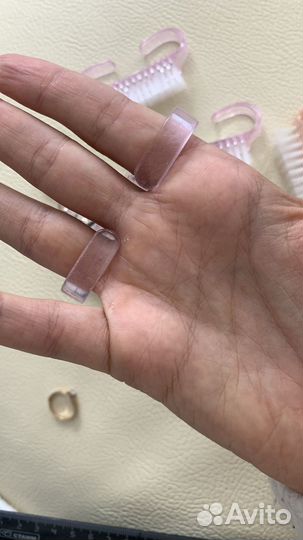 Щеточки для маникюра