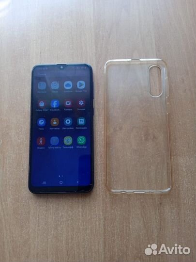Samsung Galaxy A10, 2/32 ГБ