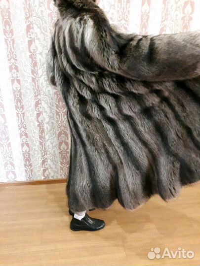 Шуба из енота