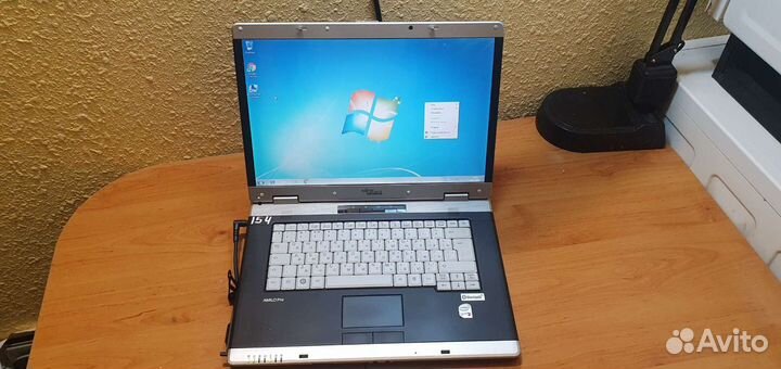 Быстрый немецкий Fujitsu siemens 15