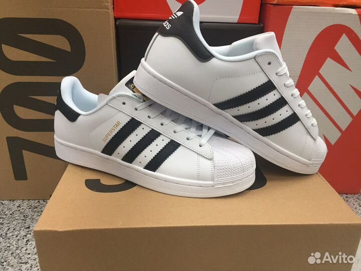 Adidas superstar white