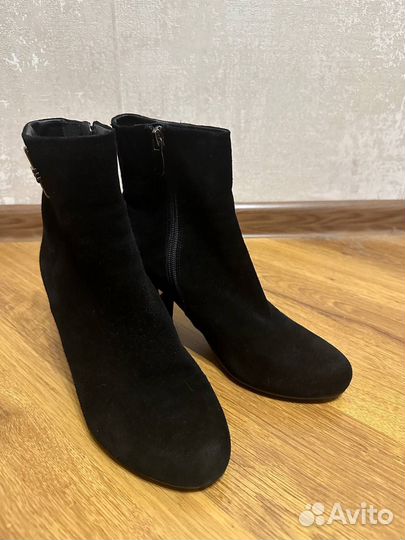 Полусапожки женские 38 размера