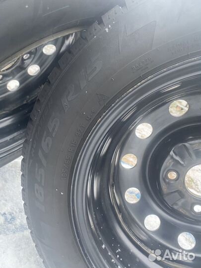 Pirelli Ice Zero 185/65 R15 92T