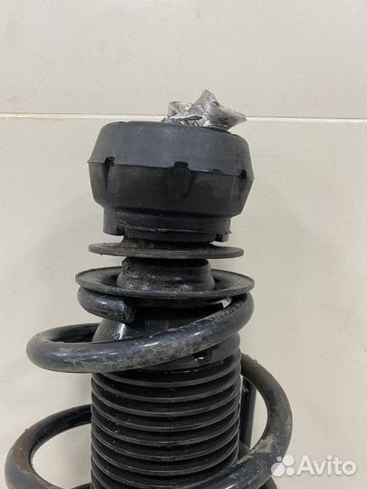 Амортизатор передний Volkswagen Polo Sed RUS 2011