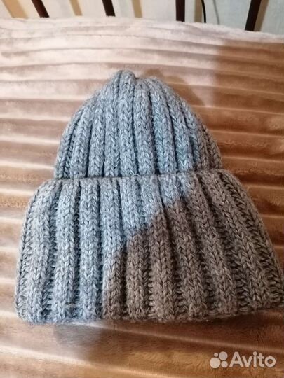 Женская шапка