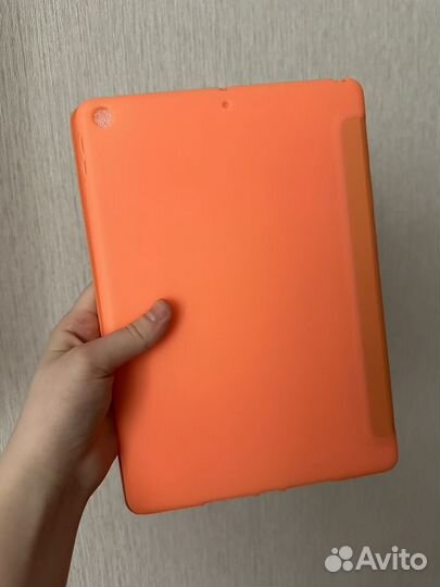 Чехол на iPad 10.2