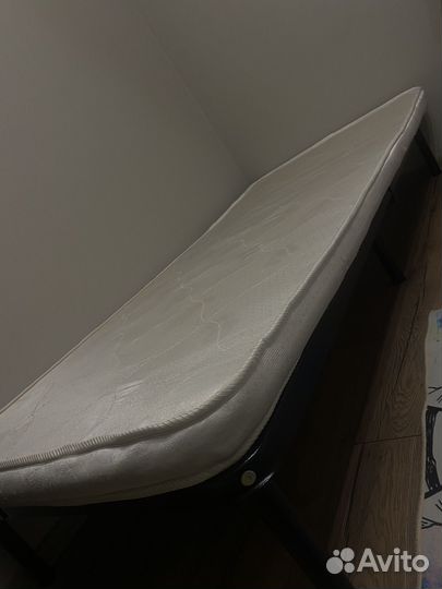 Кровать односпальная с матрасом бу