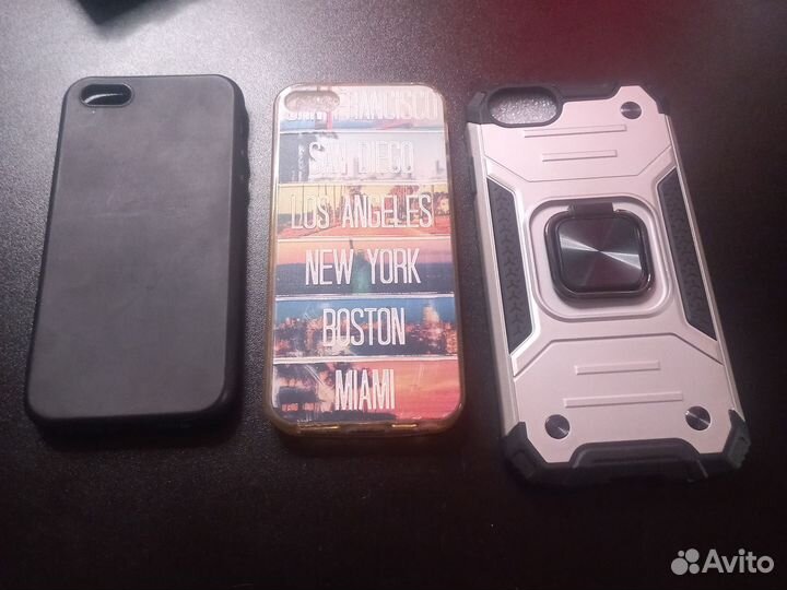 Чехлы на iPhone SE 2016